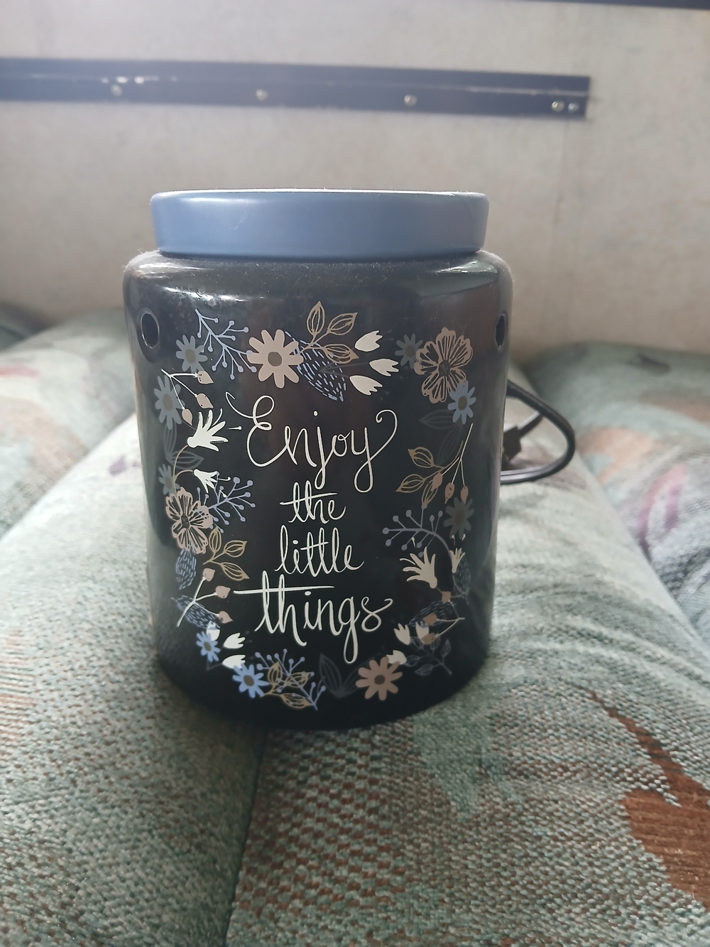 Ceramic Wax Warmer with Floral 'Enjoy the Little Things' Design